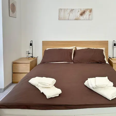 At Gigi's House - Gemelli